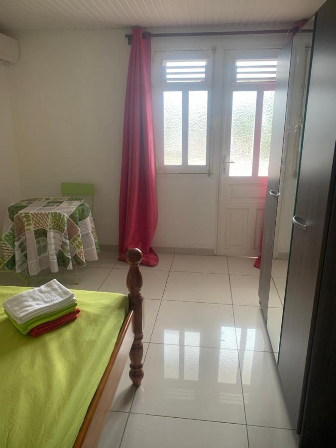 Caraibes Loc Appartement Ducos Buitenkant foto